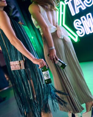 Melissa Campbell Instagram - I had too much fun with getting lost in the heat of the night at @carlsbergmy ‘Real Spicy, Real Smooth’ event 🌶️🎉 

If you are looking to spice up your weekend? Come on by. From 18/8 - 2/9 at JioSpace, PJ. The food is spicy and the vibes are electrifying. 

For 21  years old & non-Muslims only. If you drink, do not drive.

#CarlsbergSmooth #RealSpicyRealSmooth #BestWithCarlsberg #CarlsbergMY #CelebrateResponsibly