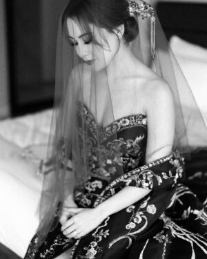 Melissa Campbell Instagram - We just got our official photos back of our Chinese Tea Ceremony Wedding & Civil Signing! Forgive me, this is going to become a wedding account for a-bit 

MakeUp: @kfbongmakeup @kfbongwedding 
Hair: @ckay_liow 
Custom Dress & Accessories: @themichellechandra via @roemaatelier 
Photo: @adamong 
Planner: @iamnicholaschong / @jovitaloweddings 

#teaceremony #chinesewedding #melforthewin