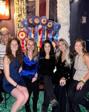 Melissa Moore Instagram - Still relishing in the 2023 World Championship Horse  Show. So many great moments! #blessed #grateful I’m very blessed to have such great people around me #❤️ @emmamcaruso @cathyconiglio @joeobrienjr @helena.moreno.56 @shawnstachowski @pantoja659 @jillian.7 @kystatefair #teamfreedmans @freedmanharness