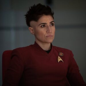 Melissa Navia Instagram - Gorn problems. 💥🦎💥 #StarTrek #StrangeNewWorlds @startrekonpplus