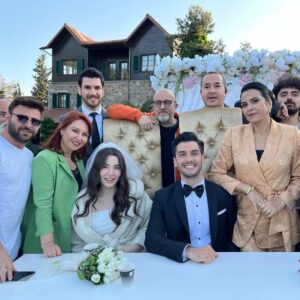 Meltem Baytok Instagram - Bu akşam 💚@aldatmakdizi @timsandb @atvturkiye #aldatmakdizi