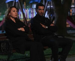 Meltem Baytok Instagram - Bu akşam @aldatmakdizi görüşmek üzere 🖤🤗 @timsandb @atvturkiye #aldatmakdizi  #keyifliseyirler