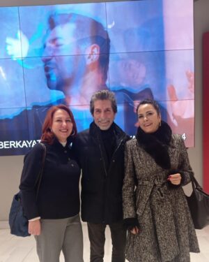 Meltem Baytok Instagram - Çok güzel bir oyun izledik 🎭 Uykusuz Bir Rüya, Salim.. Kalemine , yüreğine sağlık Berkay’cığım 👏👏👏 @atesberkay