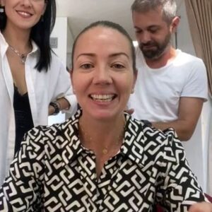 Meltem Pamirtan Instagram - Klasik bir pazar😍
@benimguzelailemtrt @fabrikayapim @trt1
@gamzenurtemelofficial