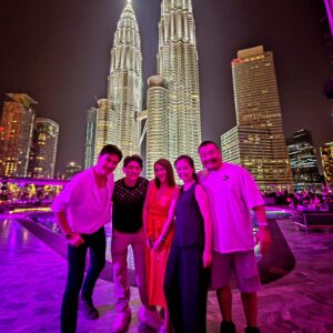 Melvin Sia Instagram - Last week,
I was meeting up with beautiful people,
exploring wonderful KL, and having a great time together. Thank you for everything🥂

#MarVelousME
#MarVelouslifestyle