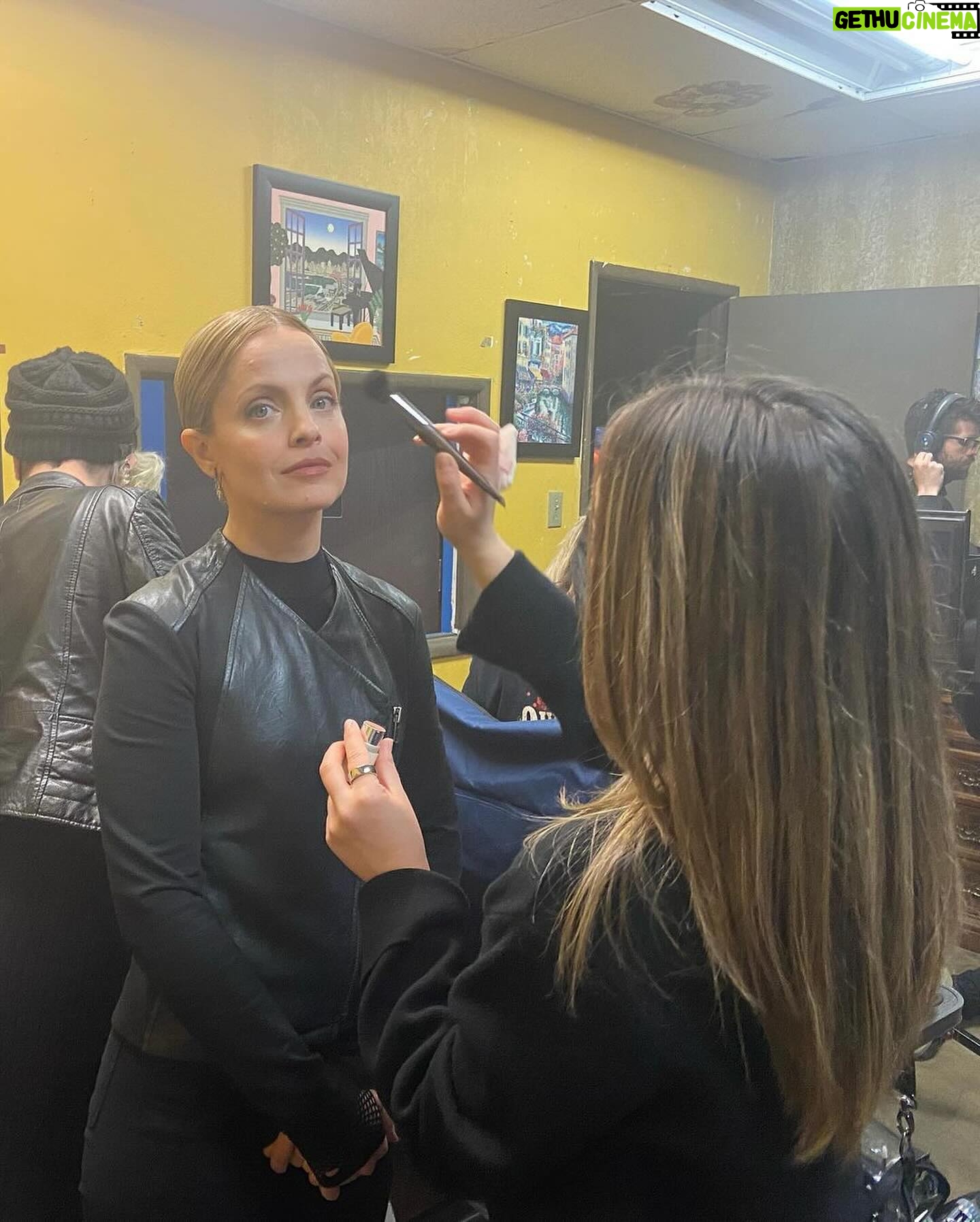 Mena Suvari - 3 Likes - A little #bts of @rzrseries with #FilmFam @linda_marfisi & @briellemckenna
Thank you for every incredible day working together! 🦾✨ #RZRSeries @officialgalafilm ✨