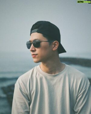 Meng-Lin Yang Instagram - 又到了懷念夏天的時候了…

以前覺得時間推進沒有太大感覺

現在看著楊桃

還沒開始學爬

但明年夏天他就會開始打籃球了吧…

#timeflies
