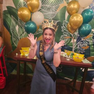 Mercedes Molto Instagram - Parte 1 ...Gracias ... Gracias ...Gracias por esta noche inolvidable... me siento bendecida de tener tantos corazones ♥️ a mi alrededor y sentirme tan amada ... algo bueno seguro estaré haciendo... un te quiero 💖  a cada uno de ustedes q hicieron una celebración maravillosa  de mi día especial !!!Los quiero con todo mi corazón ❤️