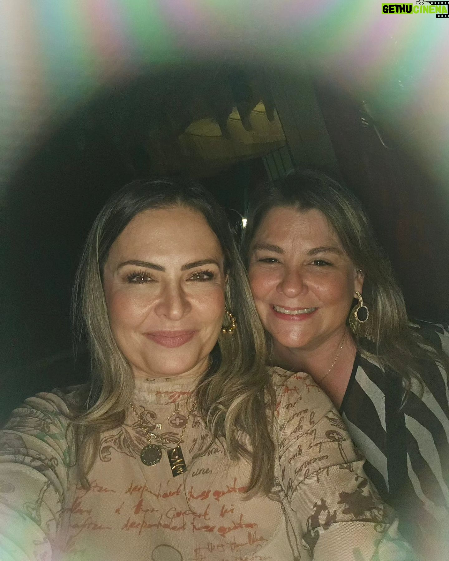 Mercedes Molto - 194 Likes - @calledragonespanama un lugar para disfrutar de buena comida .. un buen show... ya lo.conoces ? La pasamos super !!! Buen noche !!!