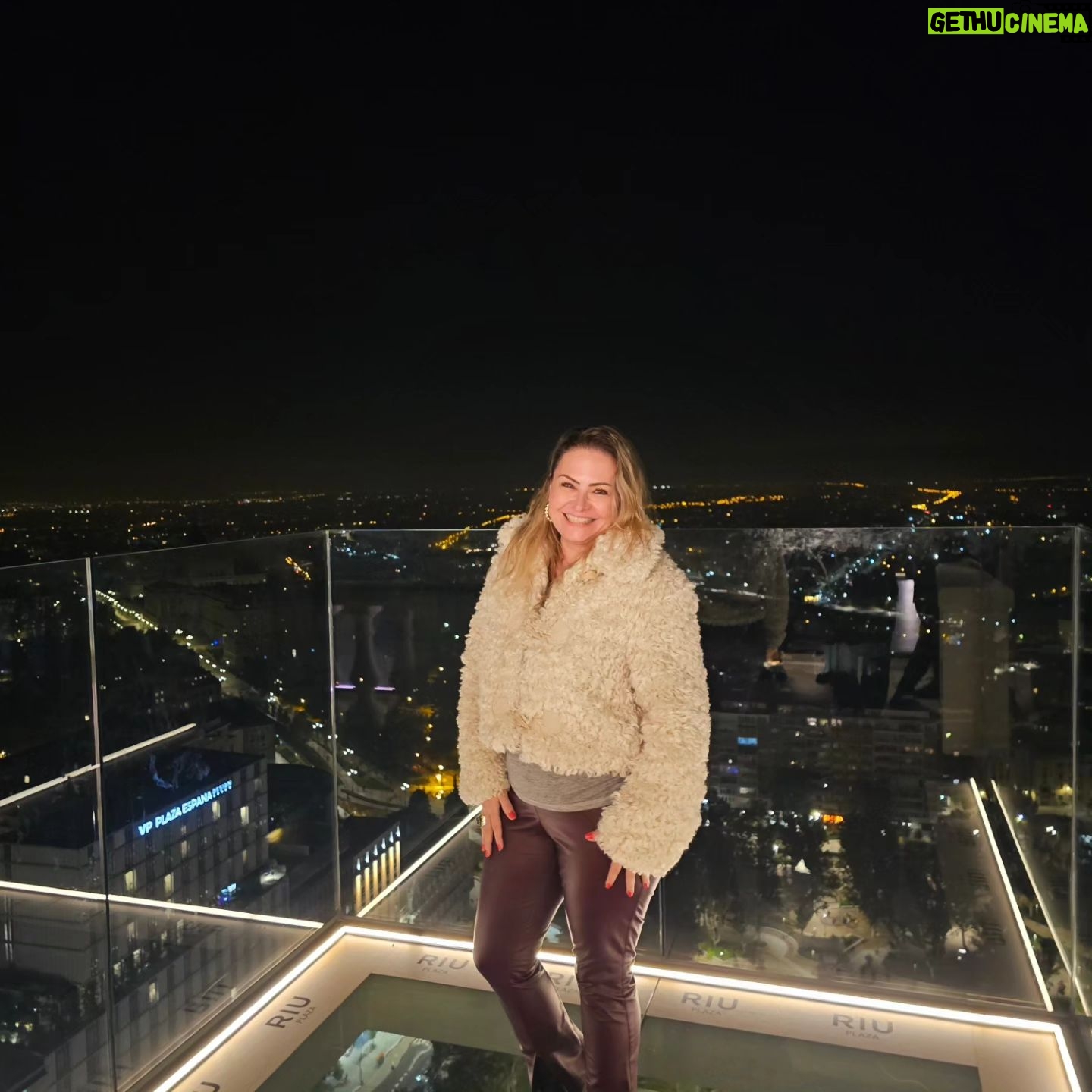 Mercedes Molto - 353 Likes - 360 Sky bar Madrid 🇪🇸 Riu Plaza España