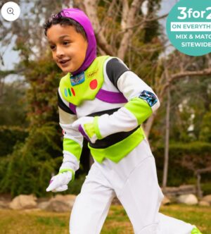 Mercedes Yvette Instagram - A Dash of speed is buzzing all over Chasing Fireflies website. So happy my little nugget got to be apart of this and work with the talented designer Jason Ryan of @aleadingrole 💞💕💞