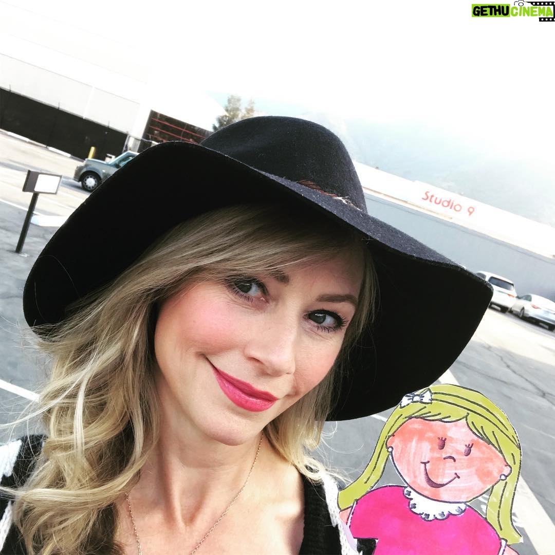 Meredith Monroe - 733 Likes - Finally we got it right at #theburbankstudios ! Need a #new #copilot