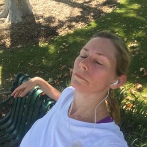 Meredith Monroe Instagram - #riseandgrind #mondaymotivation 2nd #run completed since I broke my foot. Looking #hip w/a #tea #stain on my #whitetee that I was #clueless about 🤪#momlife #hustle  soaking up the 🌞 & #mothernature  loving the #sweat.  #nomakeup #nofilter Former #handmodel  #skills subconsciously stuck... but I missed the #modelingheadtotoe @tyrabanks whose #arm is that 😆