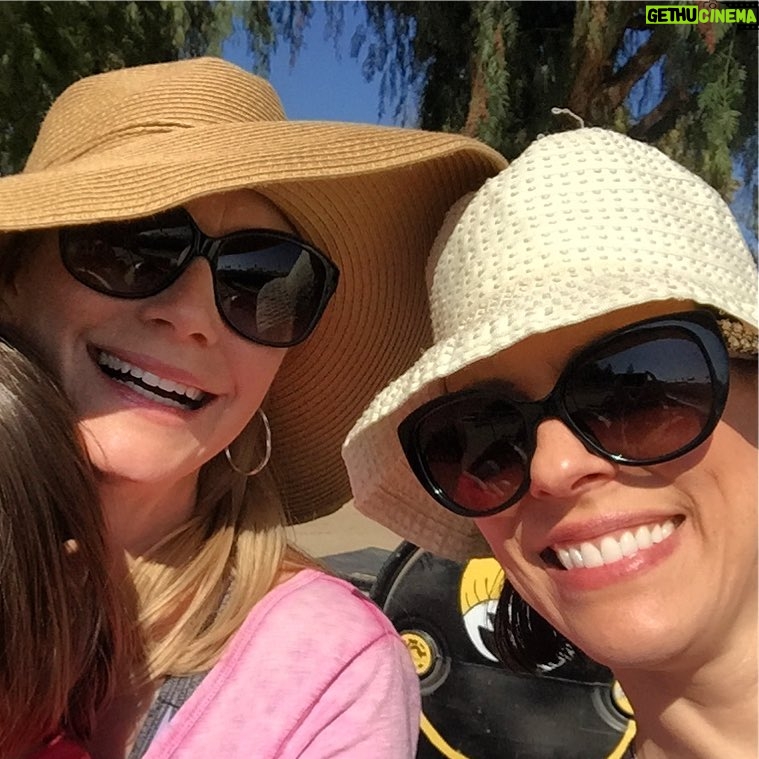 Meredith Monroe - 593 Likes - Just a couple of #moms doing #springbreak @underwoodfamilyfarms #hats✅ #sunnies ✅ #smiles✅ #friendfriday @shawnashots thanks for the #fun! #fbf 💖 p.s. check out her @youtube channel #shawnawho for funny #karaoke, #recipes, #lifestyle #stuff & #beautytips 🎈