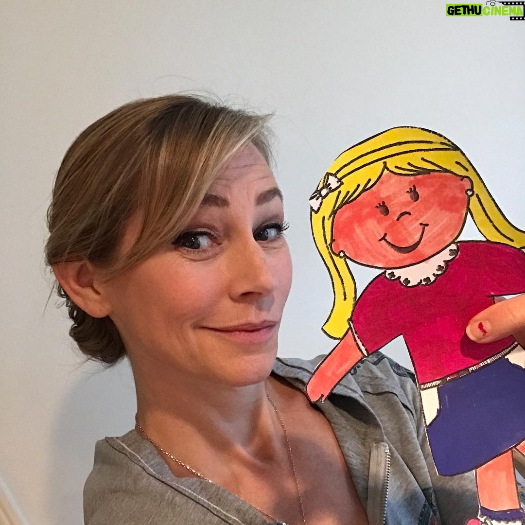 Meredith Monroe - 346 Likes - Me & my #cute new #friend #flatsally we got #plans! #ohtheplacesyoullgo she came from CT for a little #cali #holiday ❤️🎉☃️🌲⭐️️😊