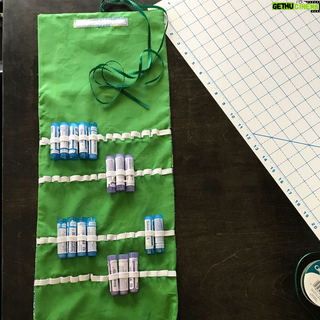 Meredith Monroe - 2.2K Likes - When your beautiful #sil asks you to make a #remedy #bag for her you bust out your #sewingskills make a #pattern & go #shop for her #fav #colors & make it w/ #love. 💙thanks to @debbieshore for your awesome #youtube bag #tutorial where I learned how to make my 1st #elasticised #pocket 🎉 p.s. love your tutorials, your energy, your cute sewing buddy & you have great hair, I’m not stalking you promise! but if you ever want to sew together I’m in 🤣🤣! #sewingproject #sewingsaturday #sewinglove #sewingmama #sewingfun #sewingisfun #ribbon 🎀 #fabric #fabricaddict #paisley #craft #maker #homeopathy 🌈
