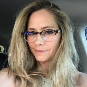 Meredith Monroe Instagram - New #prescription 😫but LOVING my new @ecoeyewear #glasses! They have #magnetic #sunnies wohooo!! & I’m super #stoked they’re #ecofriendly use #sustainable & #recycled #materials & best of all they teamed up w/ @nationalforests to #plant 5 #trees for every #frame sold!! Those who know me know I’m a tree lover & hugger 💕. This isn’t a sponsored post just a #happy #customer! 🌈🌴🌳🌲🎄🌵😊
