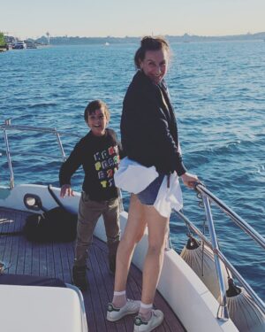 Meriç Acemi Instagram - Anne olmak...💋
