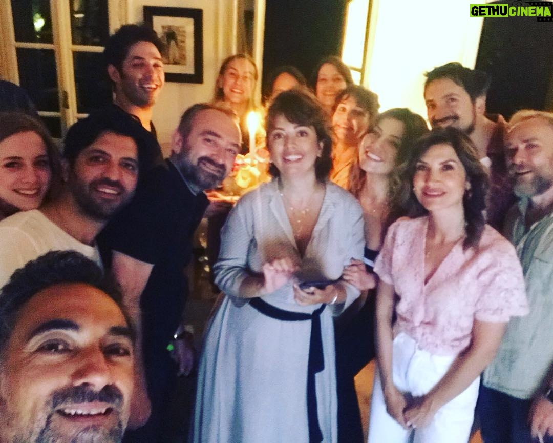 Meriç Acemi - 2.8K Likes - Doğumgünümü kutlayan can ekip ve tatlı final... 😎