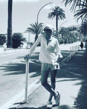 Meriç Acemi Instagram - Back to work...🐝