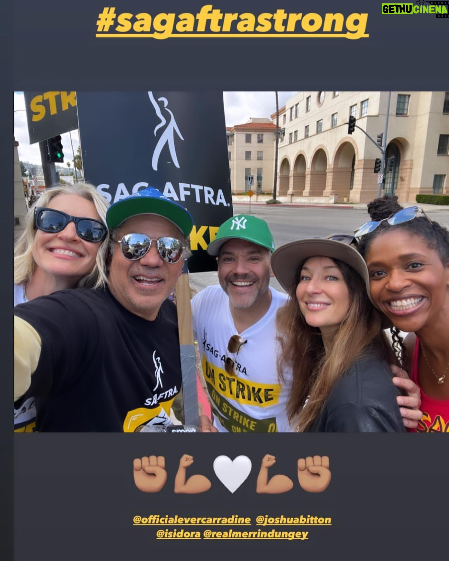 Merrin Dungey - 651 Likes - To walk the walk with these journeymen actors is a gift and a privilege. Goddamn I love us and I am so lucky to have this life. So grateful to fight alongside my fellows so we and those coming up and stay in this career!!
#sagaftrastrong šš¾šŖ§ā¤ļø
@spencergarrett1 @officialevercarradine @thelesleyannwarren @marycmccormack @romyrosemont @erikpalladino @jerilryan @isidora @annabeth_gish @lizdeancasting