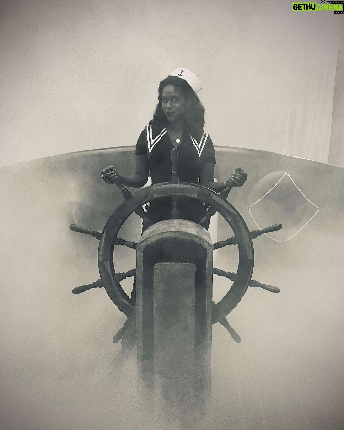 Merrin Dungey - 0.9K Likes - Some of my favorites from this season of @shiningvalestarz! The episodes are weird and scary and so much fun!! Why am I in this 1940ās sailor costume? Catch up on episodes!!!
@jeffsastrof
@baconsides
@sharonhorgan
@mslizzyf
Hair: @hairbykamaura
Makeup: @valhuntbeauty