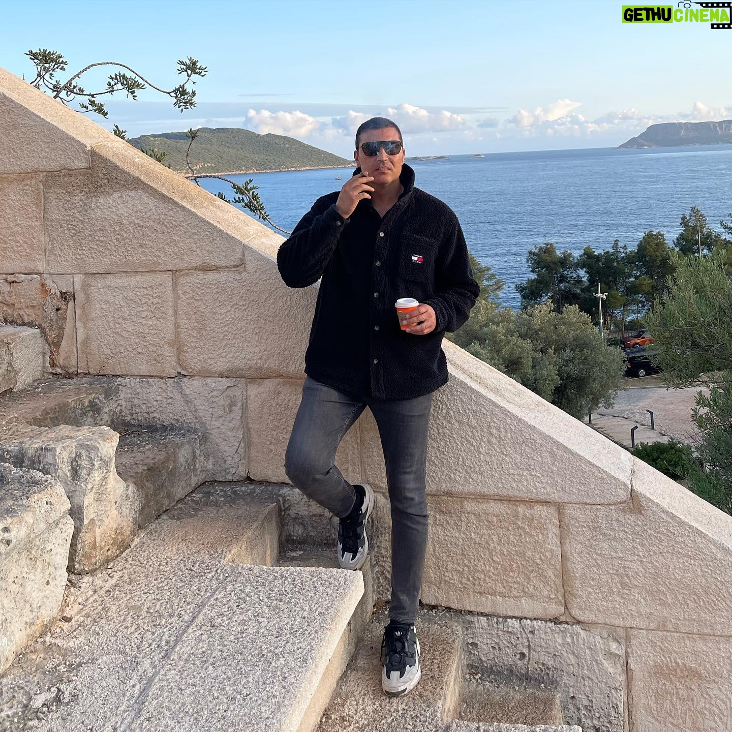 Mert Kılıç - 21.6K Likes - ☀️
