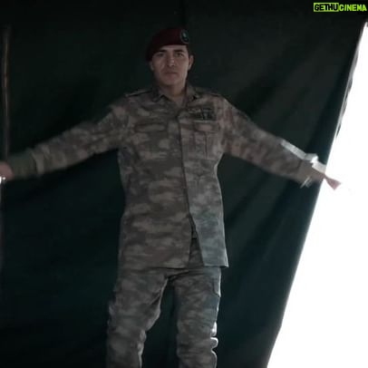Mert Kılıç - 20.9K Likes - Asker, ölümle yaşam arasındaki o ince çizgide; çatışmaya gireceği anın hayaliyle yaşar! Çünkü savaş Türk’ün düğünüdür! #KomutanFilmi #ZeybekSahnesi #Sinemalarda