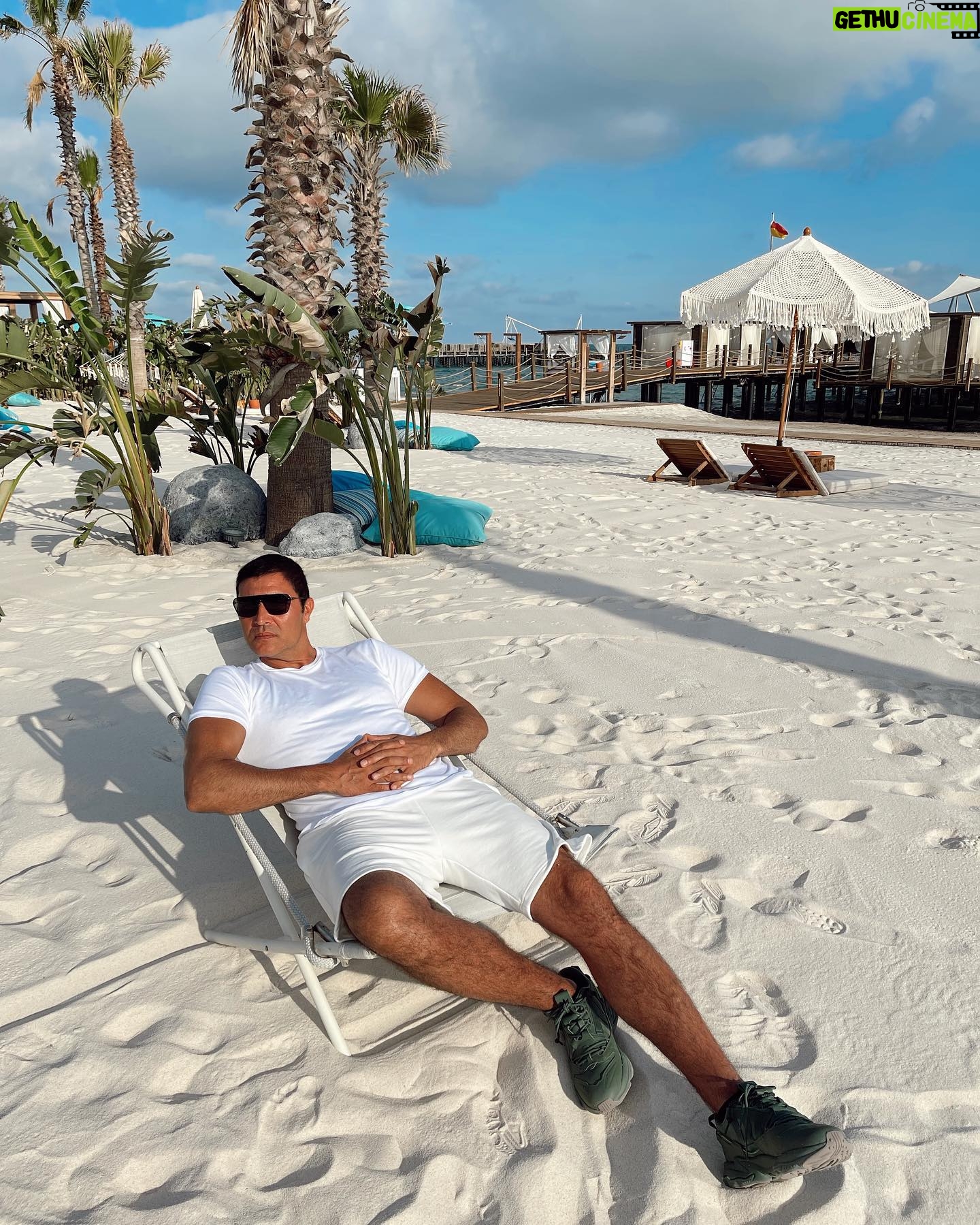 Mert Kılıç - 26.5K Likes - ☀️✋🏻😎