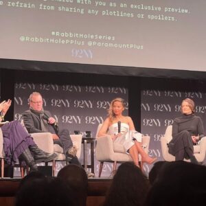 Meta Golding Instagram - What a night!!! Rabbit Hole  Screening. Thank you New York! @cbstvstudios @paramountplus @jennyandersonphoto @debeersofficial @kassandragordonlondon @lolafenhirst @mne_eddy @gianvitorossi @tammyandbenjamin @mvc.communications @nickbarose @hairbycassy  #rabbithole #newyorkcity #redcarpet #television #fashion #actorslife