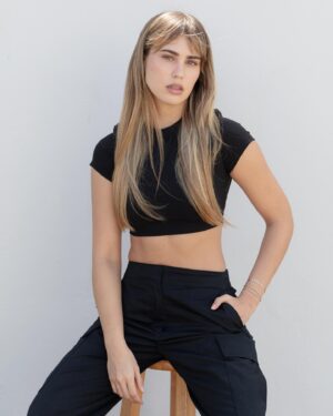 Mia Blakeman Instagram - Cut my bangz needed fresh digis 😋 GRACIAS @nolzphotoart