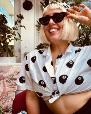 Micaela Castellotti Instagram - Feliz cumple Micaplum 🎂 34 añitos disfrutando y riendo de la vida! Por muchos más sueños, amor, amigos, familia, arte y felicidad! A brindar 🥂 
•
•
•
#happybirthdaytome #micaplum