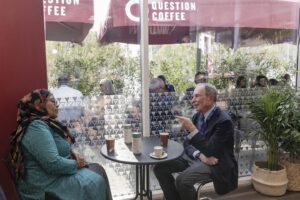 Michael Bloomberg Instagram - Women are essential to economic growth. At @cop28uaeofficial, I sat down with Tanzanian President @samia_suluhu_hassan at the Q Coffee Café at Expo City, where we shared a cup of Q Coffee and Kazi Yetu tea. @questioncaferw is a social enterprise supported by @bloombergdotorg’s Women’s Economic Development Initiative, which trains women farmers and producers - and increases economic independence for them and their families.

If you’re at #COP28, don’t miss a stop at Q Coffee Café at Expo City. #COP28UAE