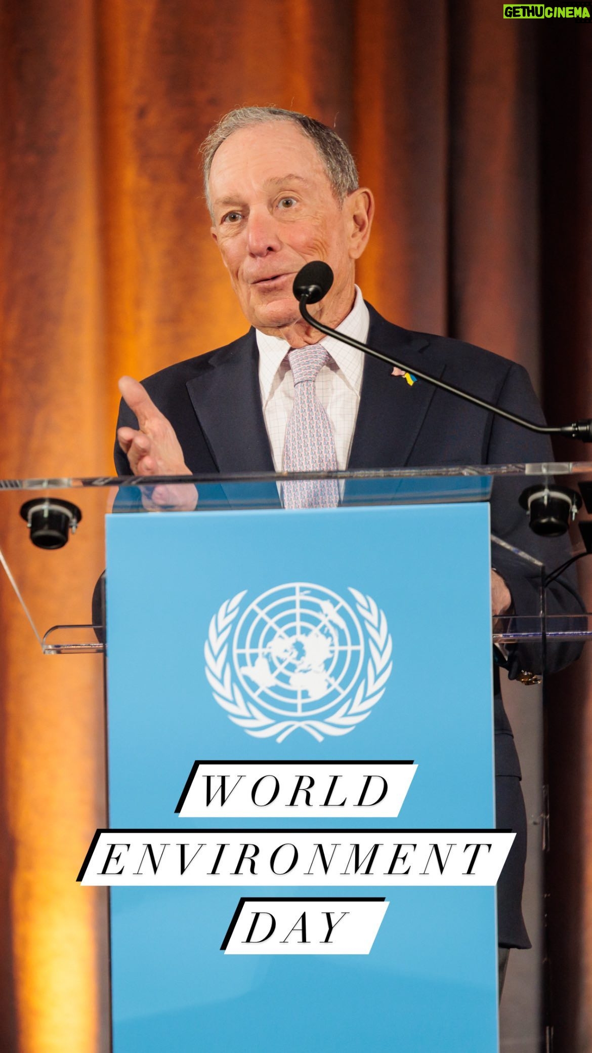 Michael Bloomberg - 3 Likes - Glad to join @unitednations Secretary-General @AntonioGuterres on #WorldEnvironmentDay at @AMNH. The climate crisis is an existential threat. In times of crisis, we need a leader who will bring all sides together to get the job done. @UnitedNations Secretary-General @AntonioGuterres has championed bringing everyone together - across every level of government, and every sector of the economy - to be engaged in the climate fight.