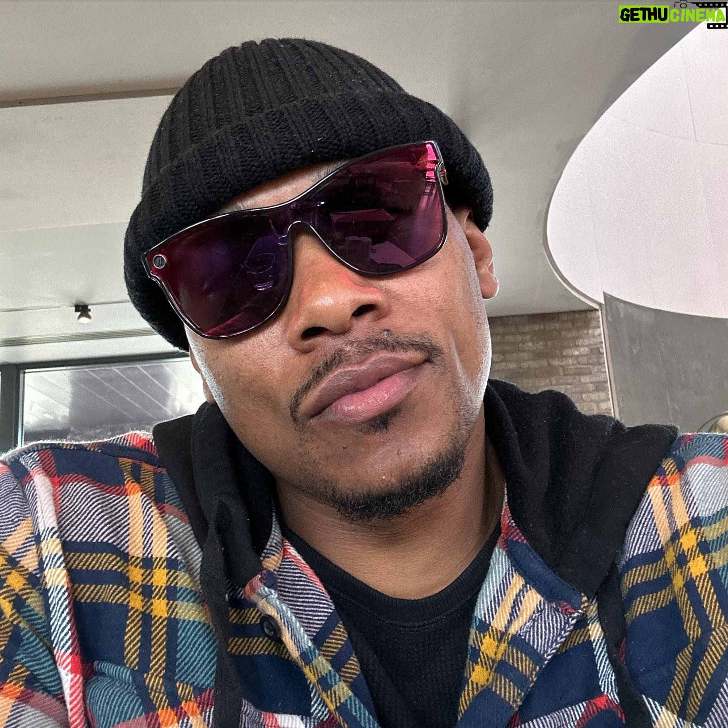 Michael Bolwaire - 7.4K Likes - ….SWIPE LEFT….
CELEBRATED MY BIRTHDAY A LIL DIFFERENT THAN NORMAL THIS YEAR.
THIS YEAR I CELEBRATED ME. I APPRECIATED ME. I SPOILED ME. I PATTED MYSELF ON THE BACK.
I NO LONGER CARE IF THEY’RE PROUD OF ME. IM PROUD OF ME.
I REMEMBERED WHO I AM. I REMEMBERED MY WHY. I WAS ABLE TO LISTEN GOD, INSTEAD OF ONLY HAVING TIME TO TALK TO HIM.
MY FOCUS AND VISION BECAME MORE CLEAR IN ISOLATION.
THE ONES WHO SAY THEY LOVE YOU AND DONT UNDERSTAND THAT YOU NEED ISOLATION TO CONTINUE TO GROW, YOU MAY HAVE TO QUESTION IF THEY TRULY LOVE YOU.
CHOOSE YOU AND PRESS PLAY!!!!
ALL LOVE YALL!!!!
KEEP GROWING, KEEP GOING, KEEP GLOWING!!!!
#MICHAELBOLWAIRE
#THEEXCEPTION