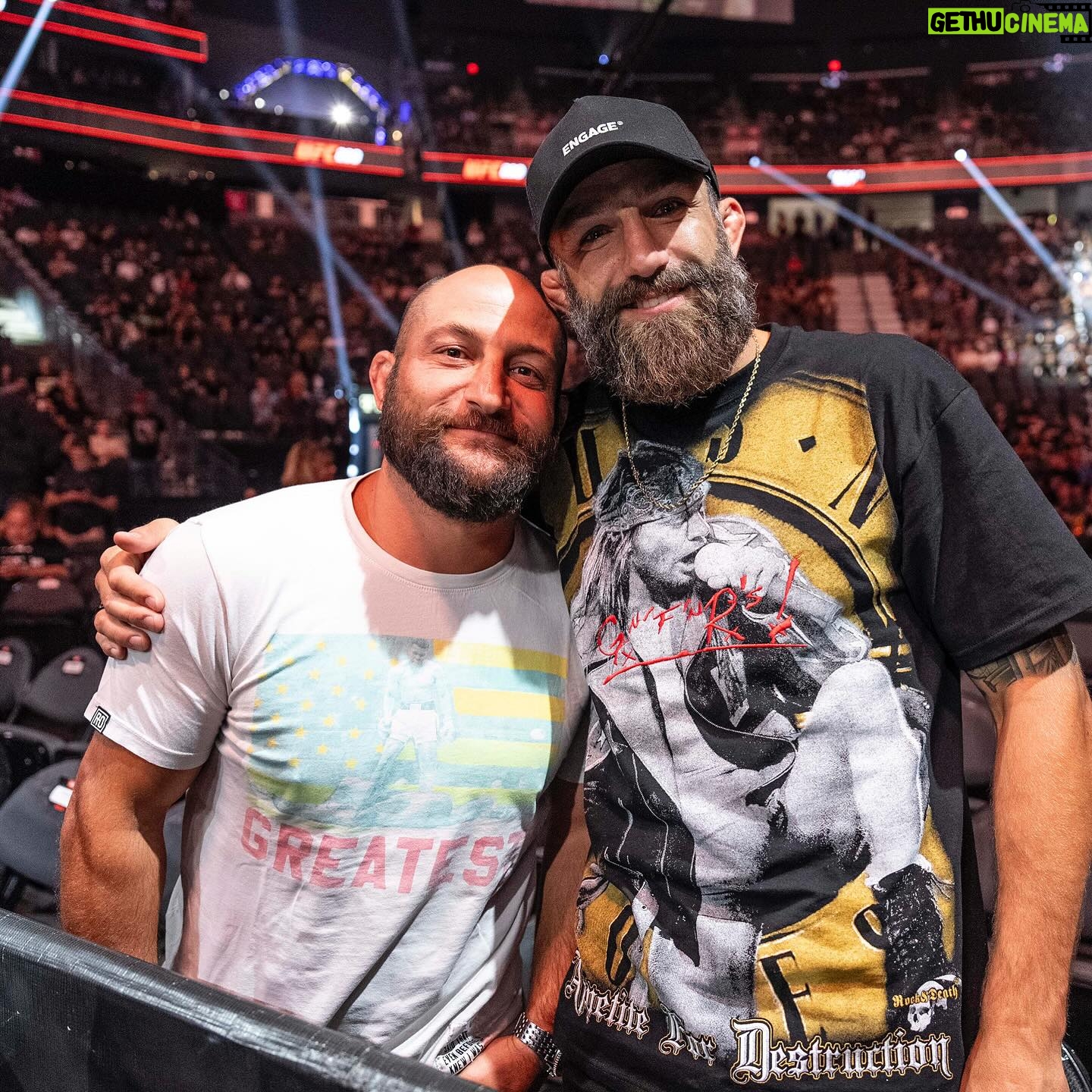 Michael Chiesa - 2.4K Likes - July 2023 photo dump. #2023