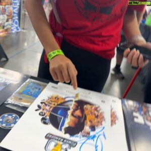 Michael Copon Instagram - Storm breaker in the House!!! Plus More amazing fans today! <—-swipe left. Especially lisa video 7-8 I think.  She rocked a cheer in honor of my Bring it on role! Appreciate meeting everyone today! It’s still going and we have tomorrow still as our last day here @indypopcon