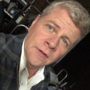 Michael Cudlitz Instagram - Yeah yeah yeah ...... I get it. 😂😂😂 Next week on @thekidsarealrightabc I get a visit from an old friend. #classified #twdfamily #holycrap 👊👊👊 😳