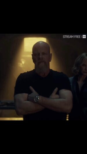 Michael Cudlitz Instagram - It all part of the plan …… @cwsupermanandlois #LexLuthor 👊👊