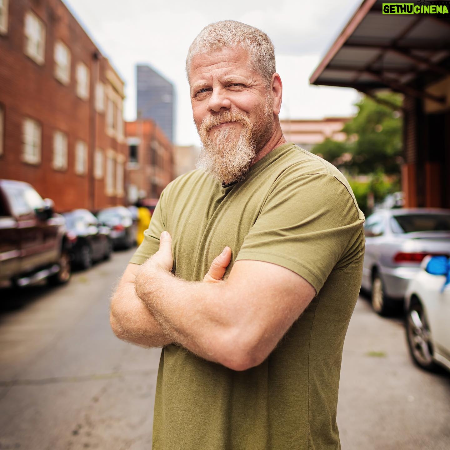 Michael Cudlitz - 29.7K Likes - Tender hearts come in all shapes and sizes. That 6’1” brawny dude with the steely gaze, whom you think might crush you like a gnat if you make a misstep, might actually be the kind soul who will lend an compassionate ear, give you the shirt off his back, and shelter you when the world’s got you in a stranglehold.
.
Michael @cudlitz Father, Husband, Director, Actor, Entrepreneur, and dear Friend, is the latter. Much beloved and respected, it was my honor to photograph him in New Orleans, LA, steps from the National World War II Museum. Binge his work on @hbo acclaimed #bandofbrothers the #walkingdead #Southland (and many, many others) and get ready to see him as #LexLuthor on @thecw #supermanandlois
.
“Tenderness and kindness are not signs of weakness and despair, but manifestations of strength and resolution.” —Kahlil Gibran
.
Portrait: © Kimberly M. Wang | eardog.com | @eardogfoto All Rights Reserved
#eardogstories
.
#mikecudlitz #wwiimuseum @wwiimuseum #orangecountyportraitphotographer #losangelesportraitphotographer