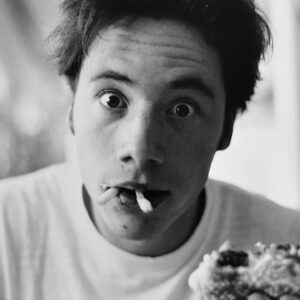 Michael Herbig Instagram - Wie, … 55 ?! 😳 Na, wenigstens gibt‘s Pommes! 🎉 Dankeschööön für die lieben Glückwünsche und Eure Anteilnahme! ☺️🙏🏻😘 #kindergeburtstag