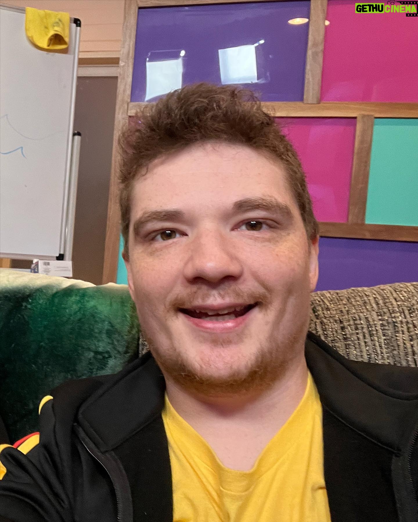 Michael Jones - 30.1K Likes - 36🎉