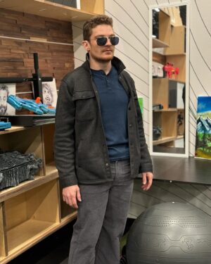 Michael Jones Instagram - Cleaned up pretty well in 2023. 

 📸 by @loejeez