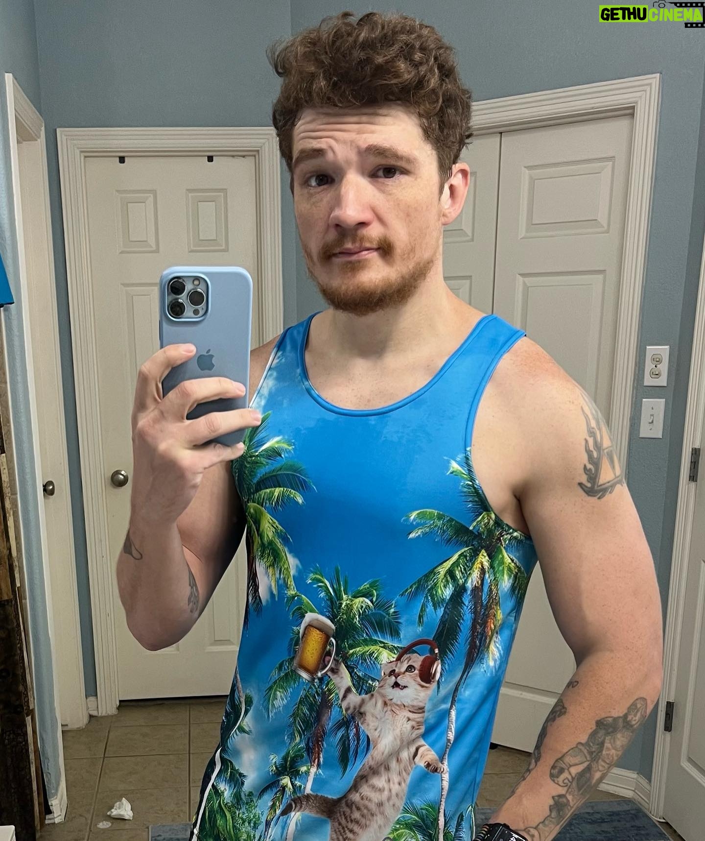 Michael Jones - 19.7K Likes - New workout shirt.