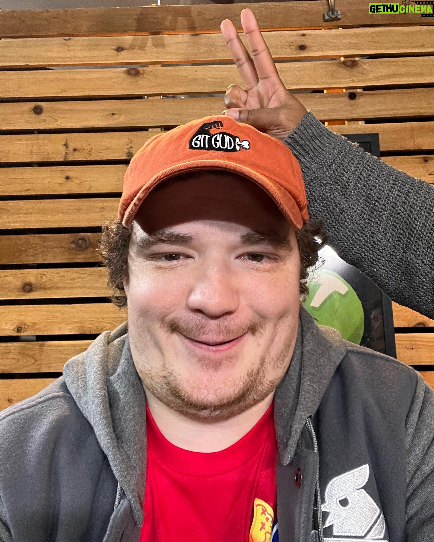 Michael Jones - 9.8K Likes - I’m back on the Grams.