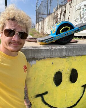 Michael Jones Instagram - 🙂🐙🛹