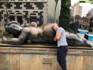 Michael Kelly Instagram - #RIP @fernando_botero_official 
Never forget taking the family to his museum in Medellin Colombia.  Mixed in with his art was one of the most incredible collections we had ever seen.
#fernandobotero
