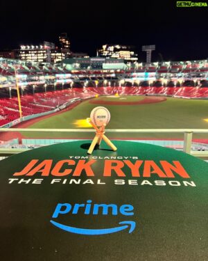 Michael Kelly Instagram - The Jack Ryan screening in Boston was epic last night! An honor to be amongst friends and the military in attendance. November is back for The Final Season of Tom Clancy’s Jack Ryan, June 30! 💥
.
.
Thank you @ambersimiriglia
@everlane @drunkelephant @JennStreicher @vorticwatches & @oliverpeoples for keeping it sharp.

*****Everyone asking about the kicks.  Collab @runthejewels did.  @killermike & @thereallyrealelp killed it!!!