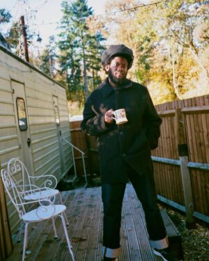 Michael Kiwanuka Instagram - Merry Christmas Folks 📸 @alex_9000