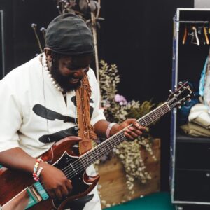 Michael Kiwanuka Instagram - This one’s taken a while to sink in but @glastofest thank you so much. Beyond my wildest dreams. To be able to perform on that stage means too much to write down. I felt the warmth of the people. One for the books. Thank you @liannelahavas for joining us. You’re voice soared. No place on Earth like worthy farm. ❤️❤️❤️❤️ 📸 @jodie_canwell